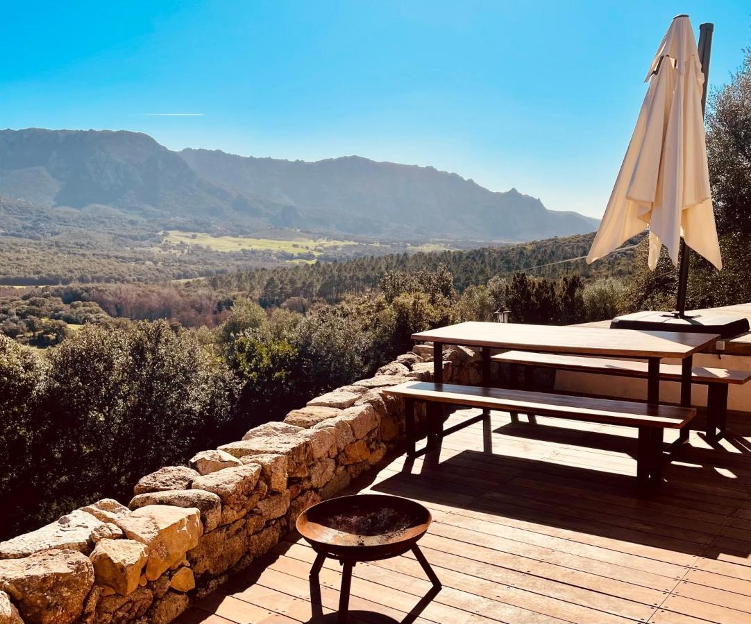 Maison de campagne, deux chambres, vue sur les montagnes Sartène Extérieur photo