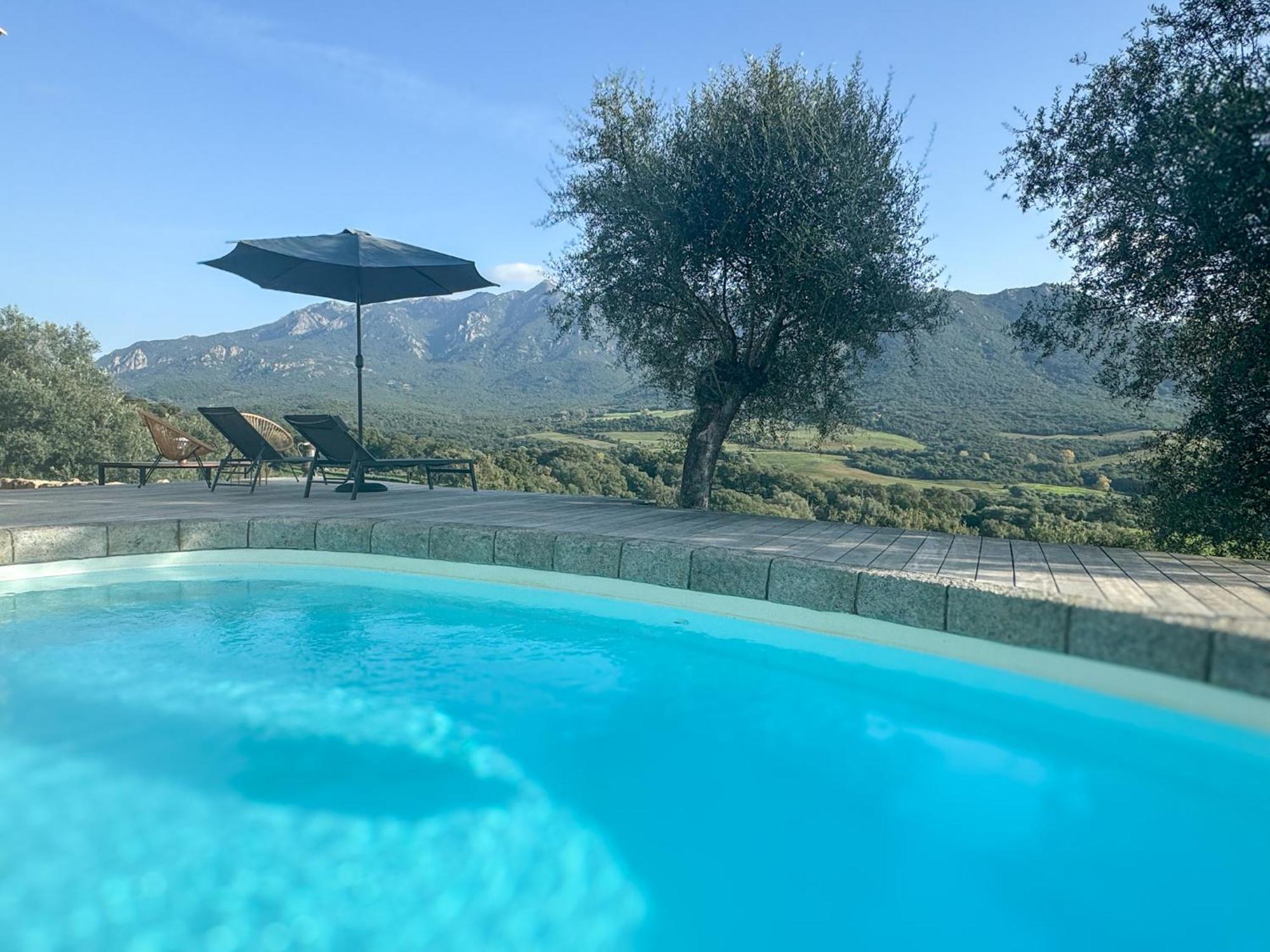 Maison de campagne, deux chambres, vue sur les montagnes Sartène Extérieur photo